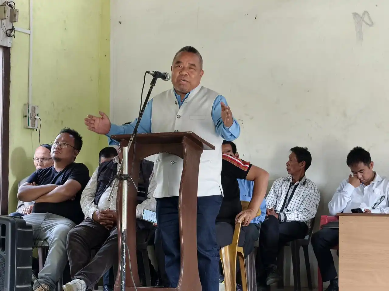 MLA Robert Romawia Royte a bial ah MUP conference hmang
